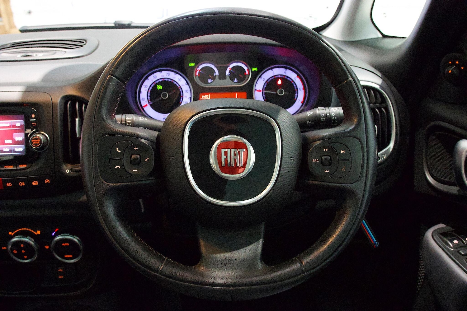 Used Fiat 500L 2013 for sale - 76456749: Photo 17