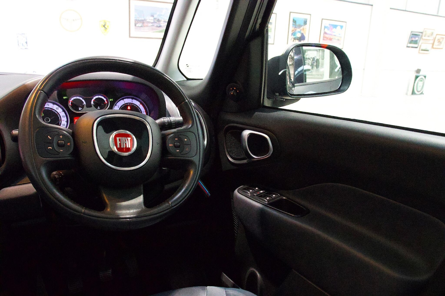 Used Fiat 500L 2013 for sale - 76456749: Photo 27