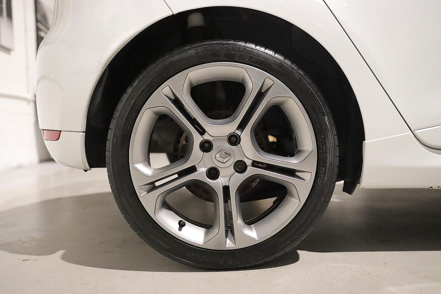 Used Renault Clio 2018 for sale - 76498596: Photo 30