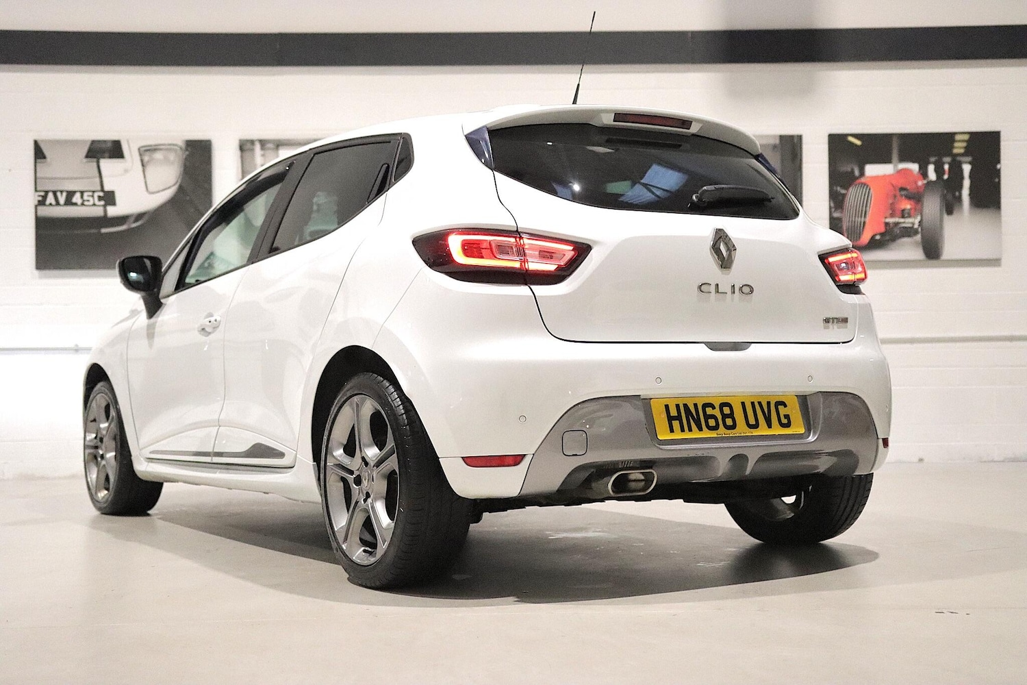 Used Renault Clio 2018 for sale - 76498596: Photo 5