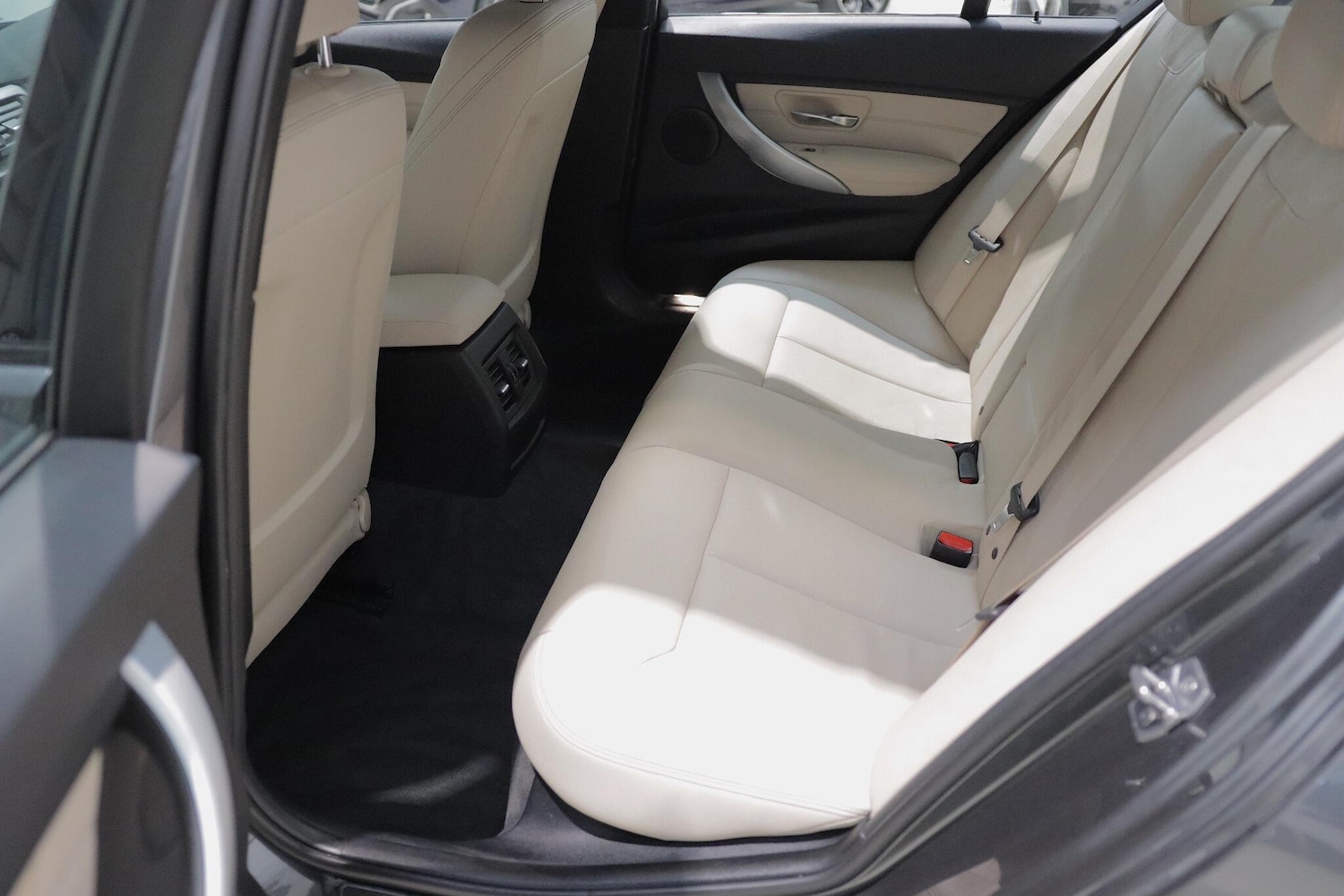 Used BMW 3 Series 2014 for sale - 76918534: Photo 12