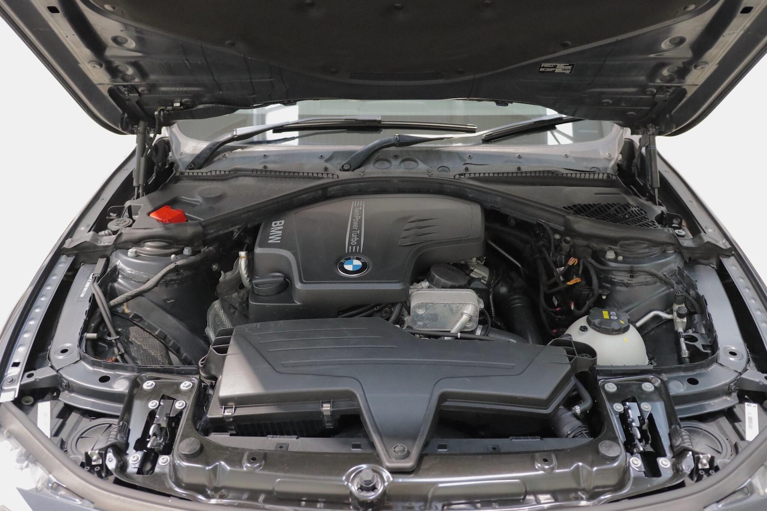 Used BMW 3 Series 2014 for sale - 76918534: Photo 25