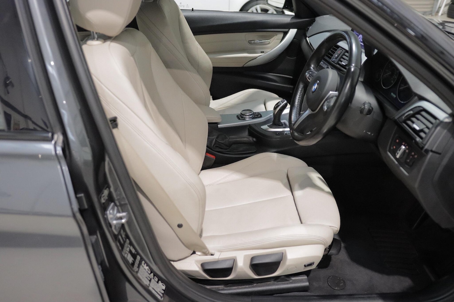 Used BMW 3 Series 2014 for sale - 76918534: Photo 9