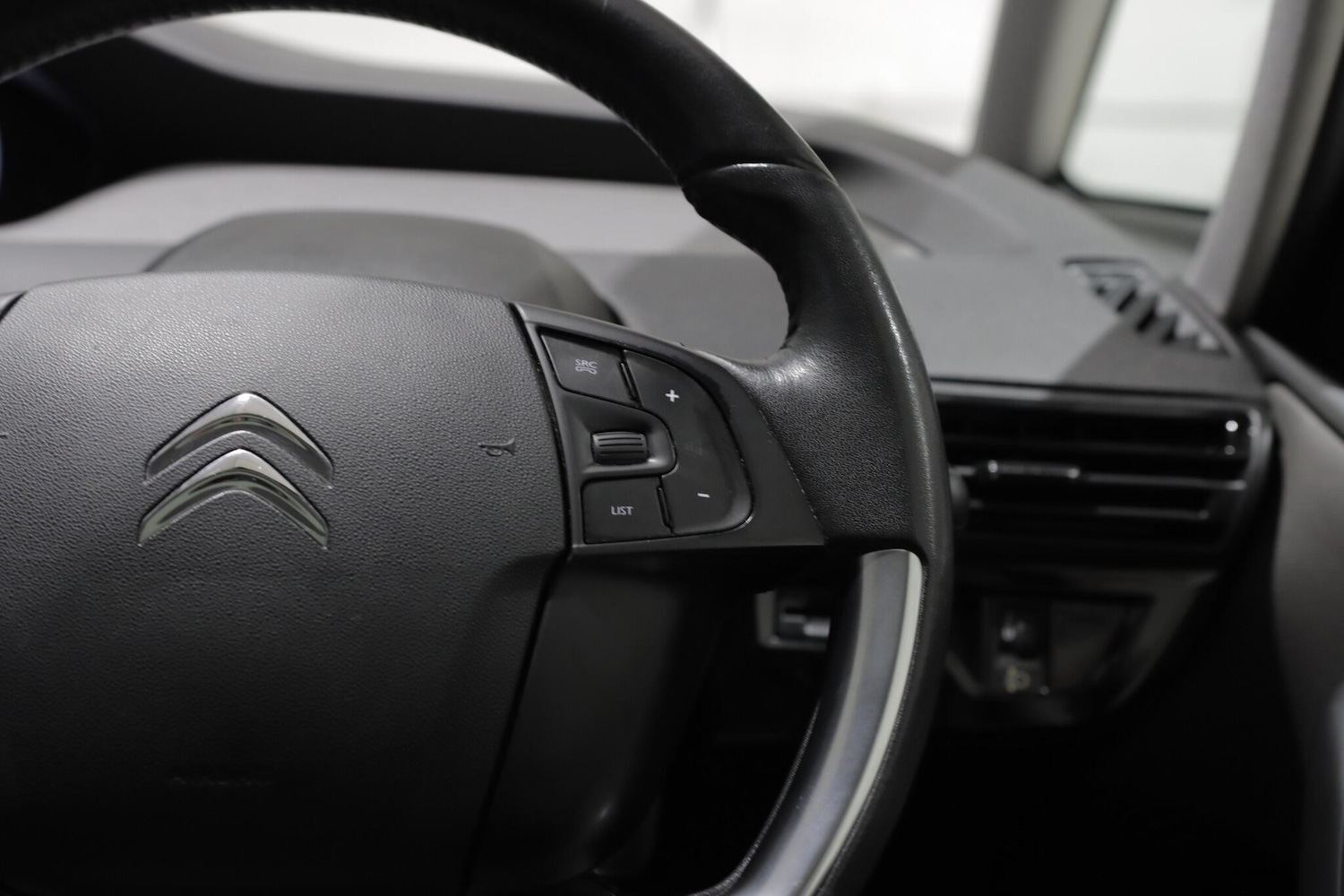 Used Citroen C4 Picasso 2016 for sale - 76727671: Photo 18