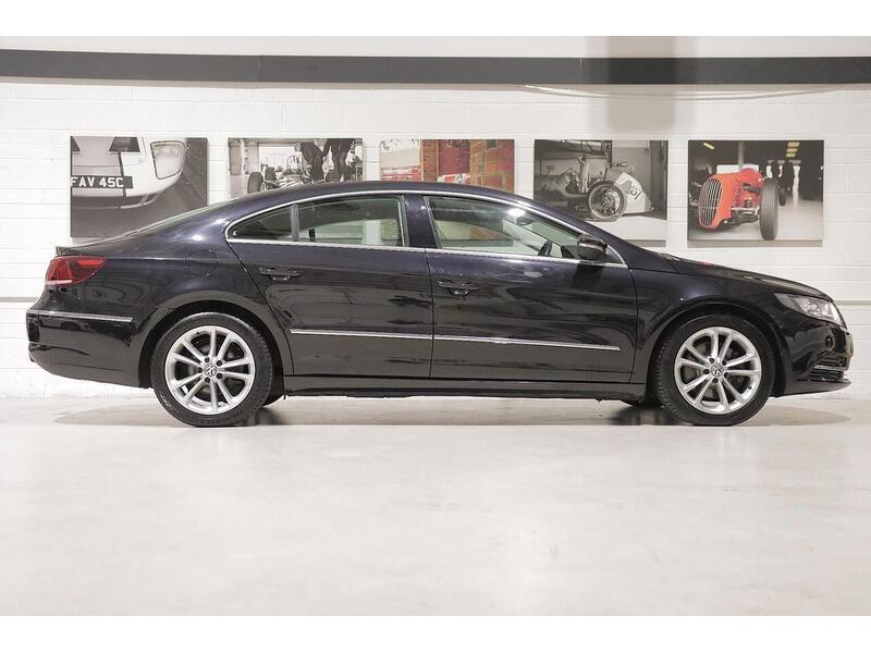 Used Volkswagen CC 2017 for sale - 77153956: Photo 2