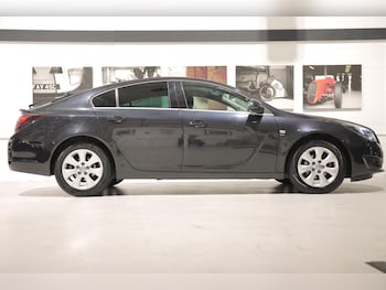 Used Vauxhall Insignia 2016 for sale - 76850336: Photo