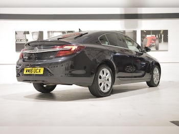 Used Vauxhall Insignia 2016 for sale - 76850336: Photo