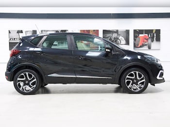 Used Renault Captur 2017 for sale - 75540033: Photo