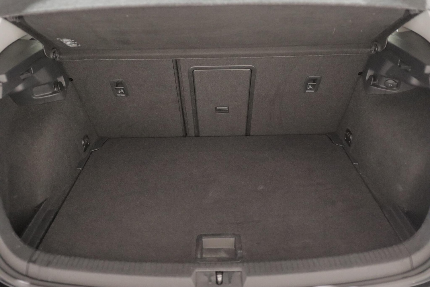 Used Volkswagen Golf 2014 for sale - 76433177: Photo 14