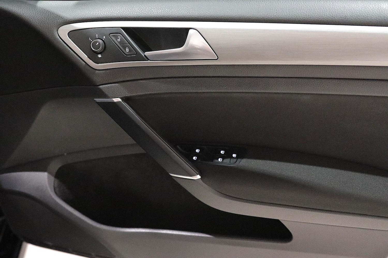 Used Volkswagen Golf 2014 for sale - 76433177: Photo 26