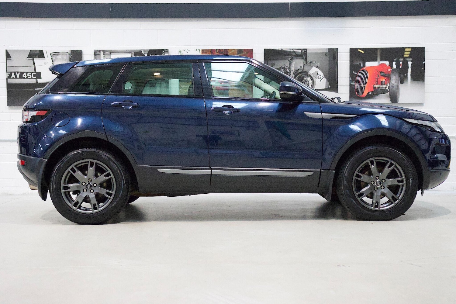 Used Land Rover Range Rover Evoque 2013 for sale - 75977781: Photo 2