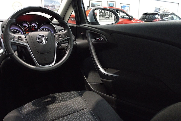 Used Vauxhall Astra GTC 2014 for sale - 76201446: Photo 23