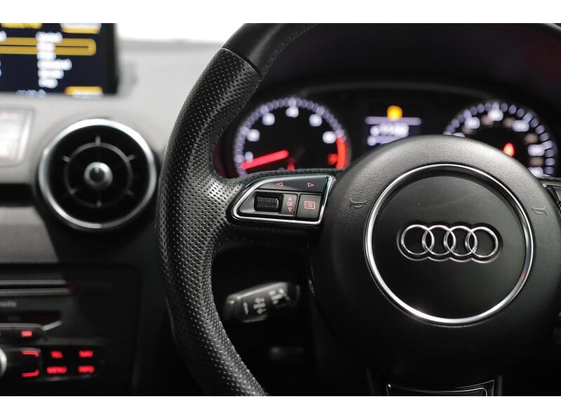 Used Audi A1 2014 for sale - 77153957: Photo 17