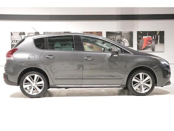 Used Peugeot 3008 2016 for sale - 76968404: Photo