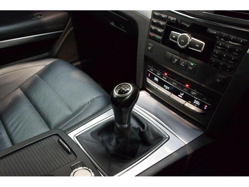 Used Mercedes-Benz E Class 2013 for sale - 76968422: Photo 24