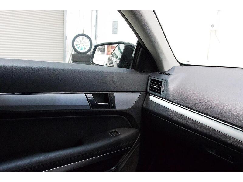 Used Mercedes-Benz E Class 2013 for sale - 76968422: Photo 25