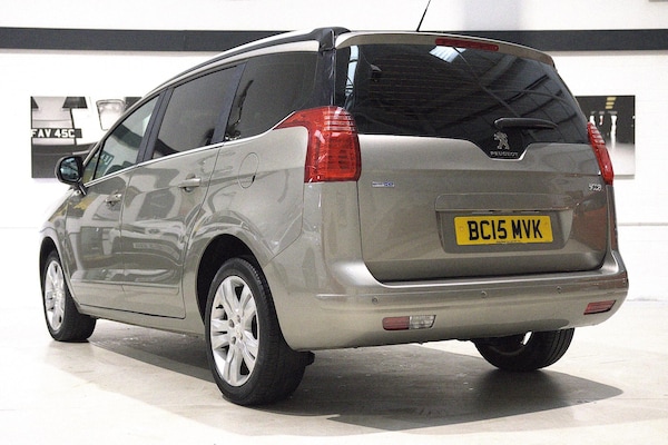 Used Peugeot 5008 2015 for sale - 76238805: Photo 5