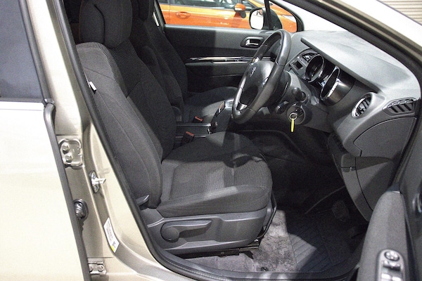 Used Peugeot 5008 2015 for sale - 76238805: Photo 9