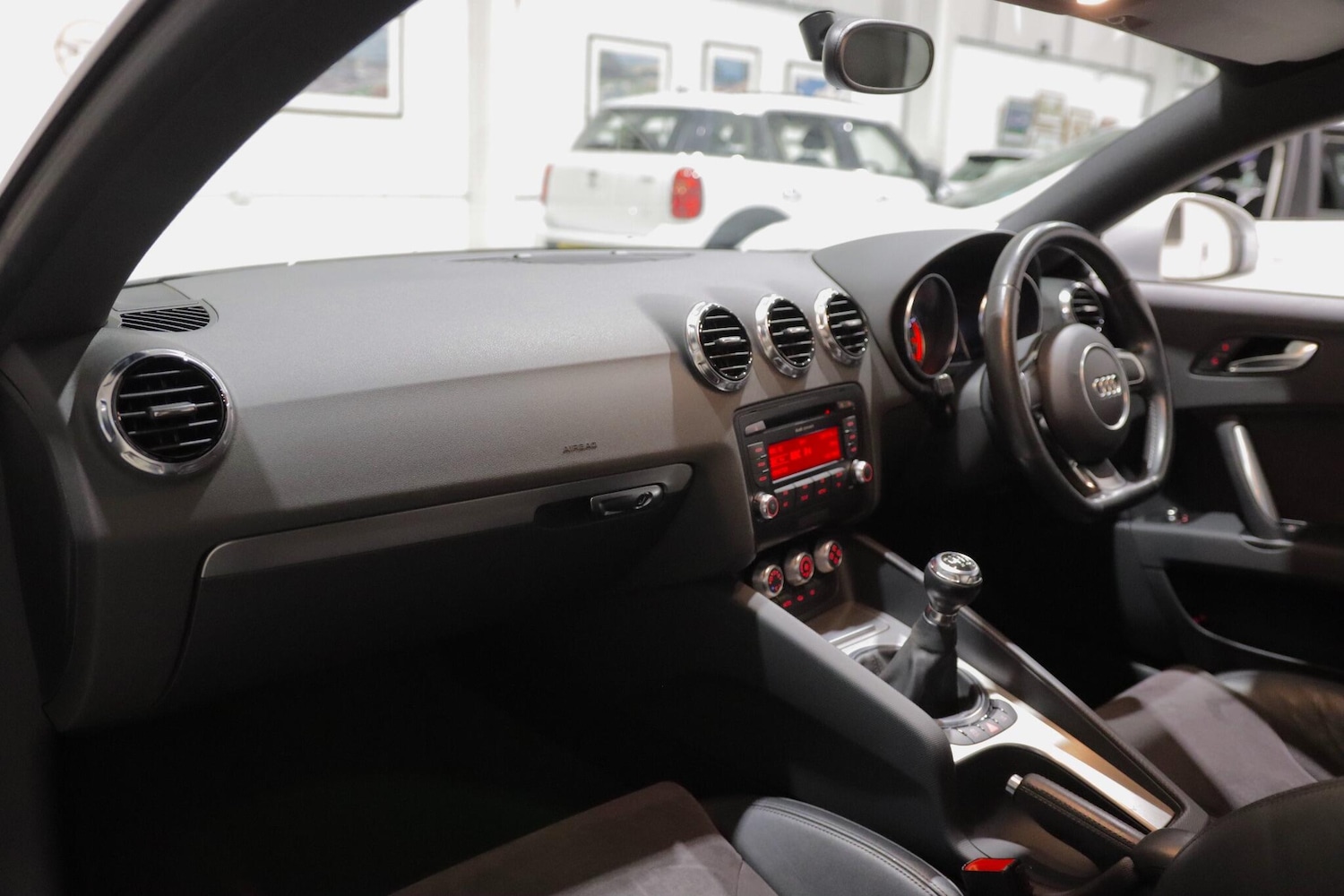 Used Audi TT 2012 for sale - 76935915: Photo 12