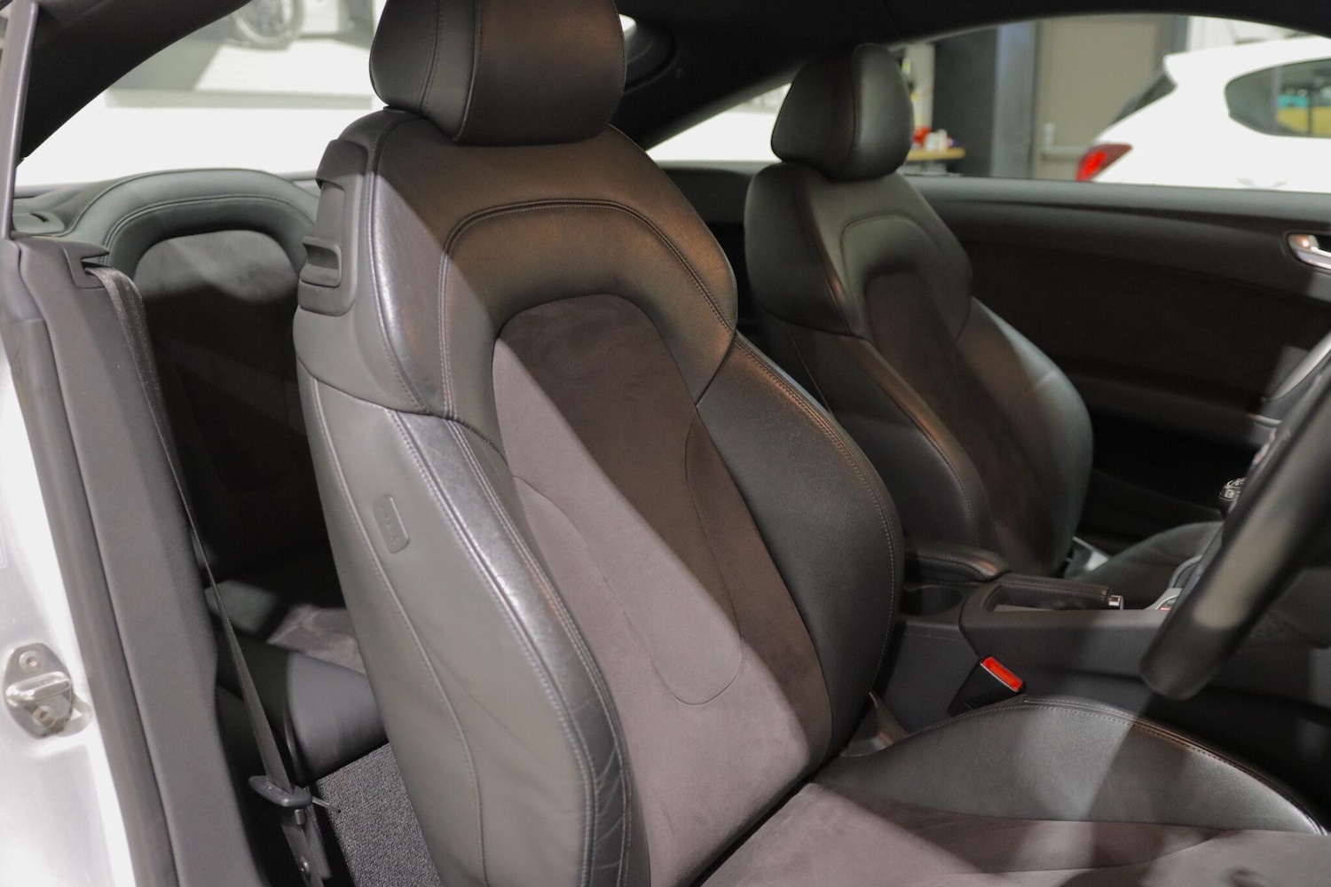 Used Audi TT 2012 for sale - 76935915: Photo 13