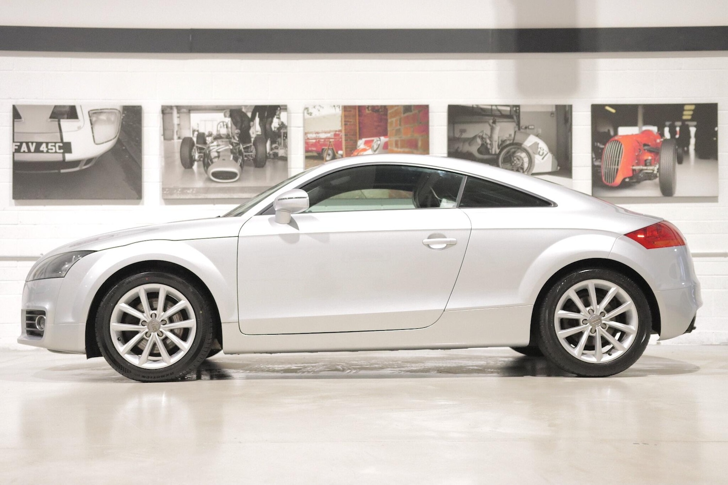 Used Audi TT 2012 for sale - 76935915: Photo 6