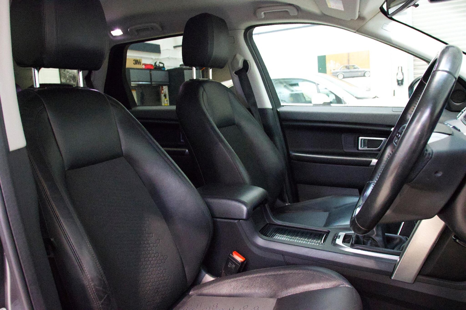 Used Land Rover Discovery Sport 2016 for sale - 76189993: Photo 15