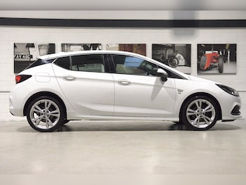 Used Vauxhall Astra 2017 for sale - 76200040: Photo 2