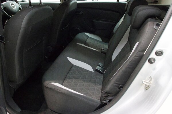 Used Dacia Sandero Stepway 2015 for sale - 75720493: Photo 12