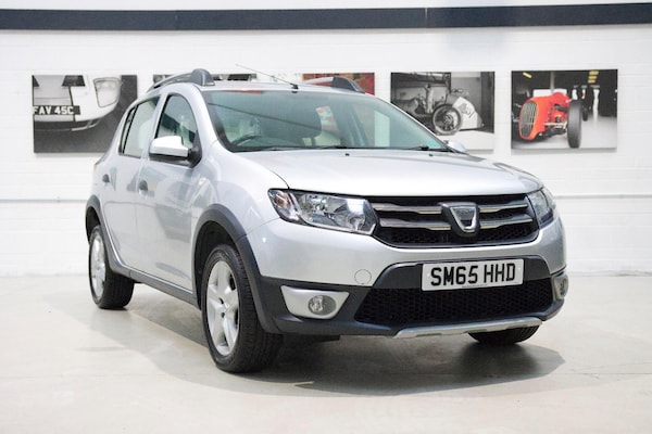Used Dacia Sandero Stepway 2015 for sale - 75720493: Photo 1