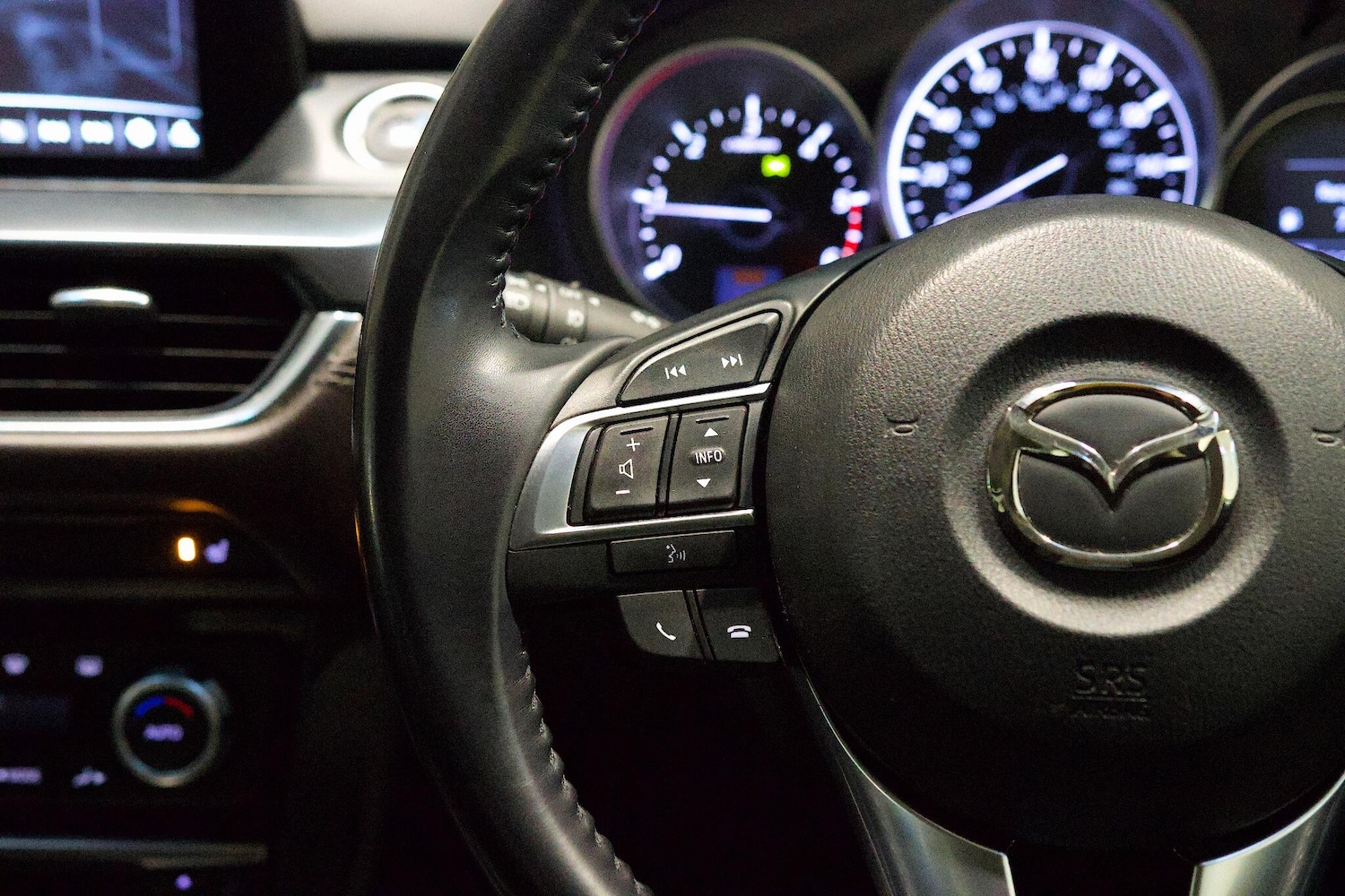 Used Mazda Mazda6 2015 for sale - 76472490: Photo 30