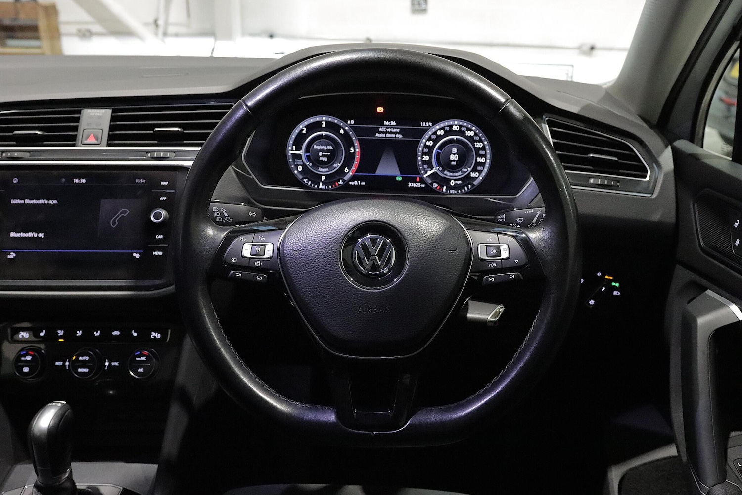 Used Volkswagen Tiguan 2018 for sale - 76550097: Photo 16