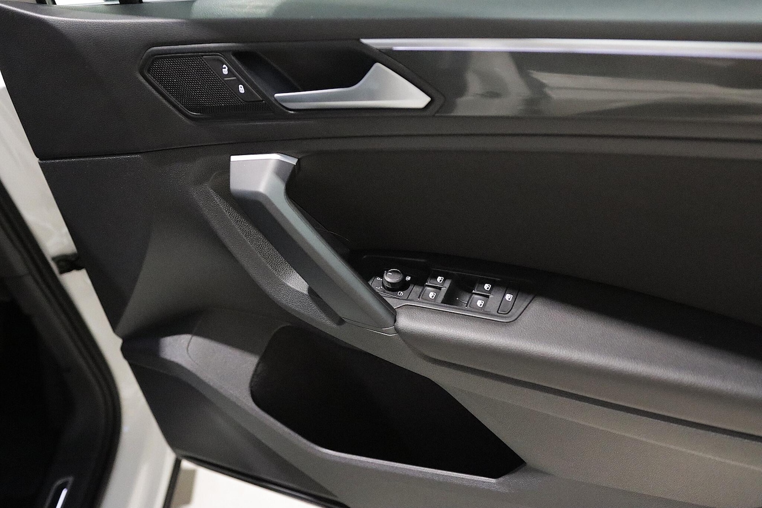 Used Volkswagen Tiguan 2018 for sale - 76550097: Photo 28