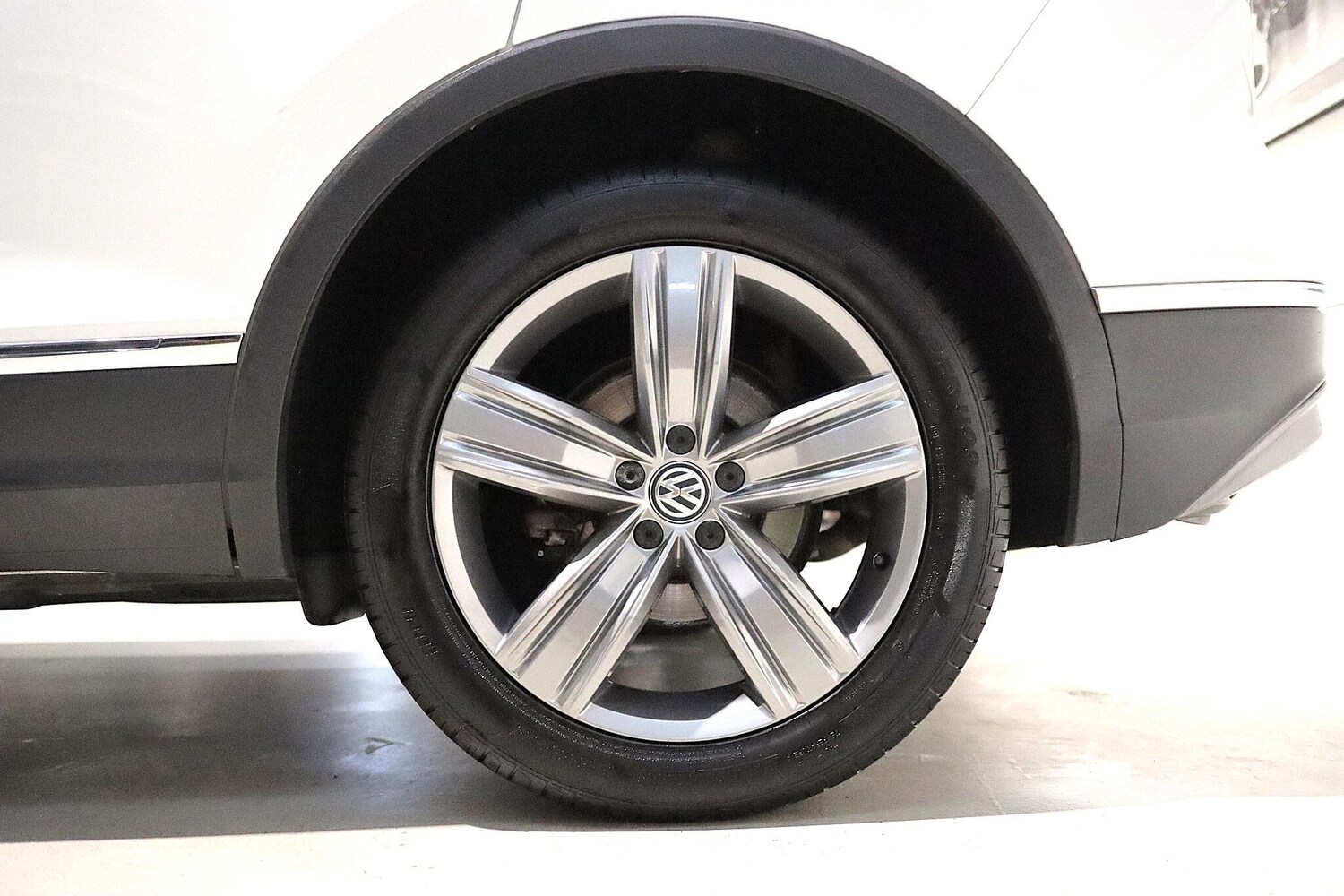 Used Volkswagen Tiguan 2018 for sale - 76550097: Photo 33