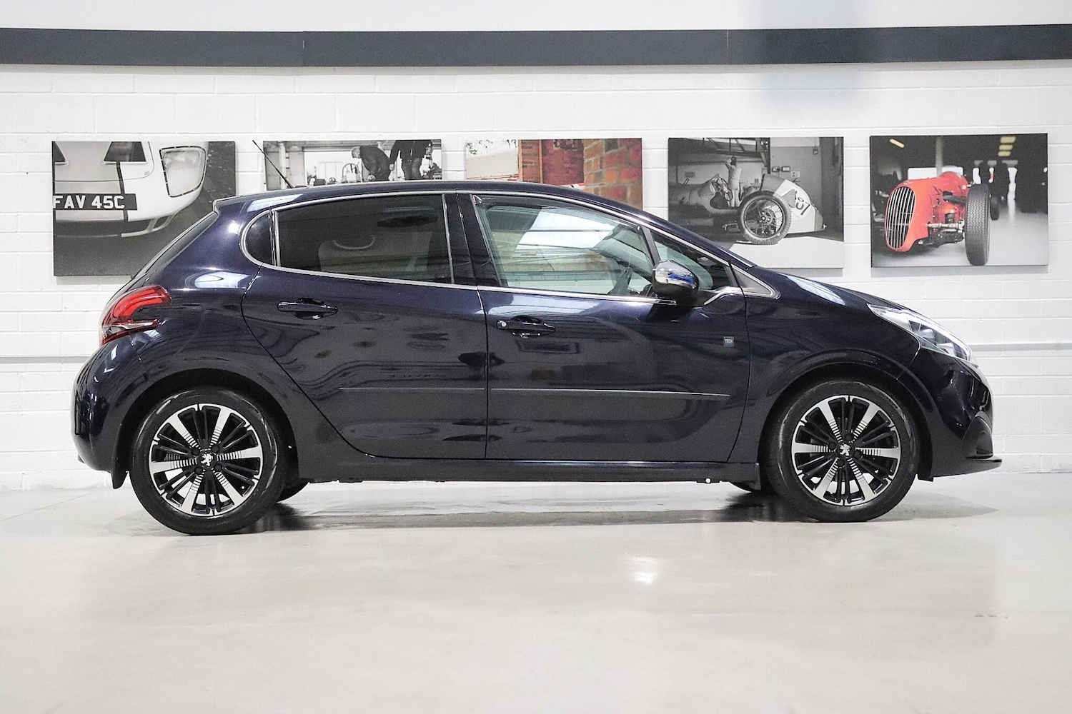 Used Peugeot 208 2019 for sale - 76499627: Photo 2