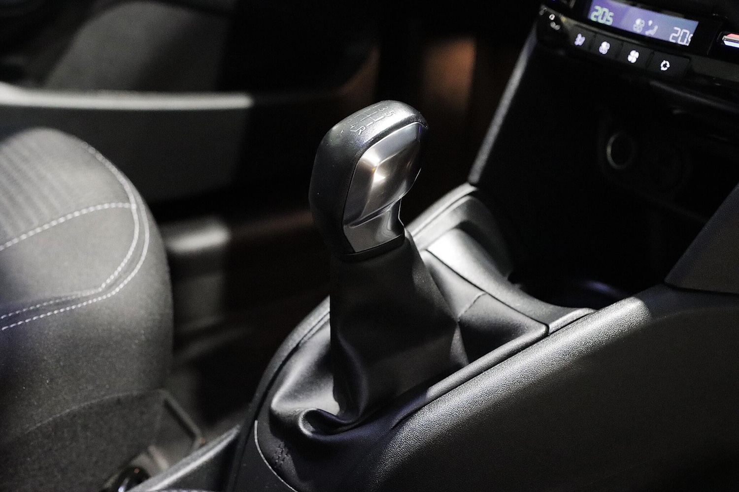 Used Peugeot 208 2019 for sale - 76499627: Photo 25