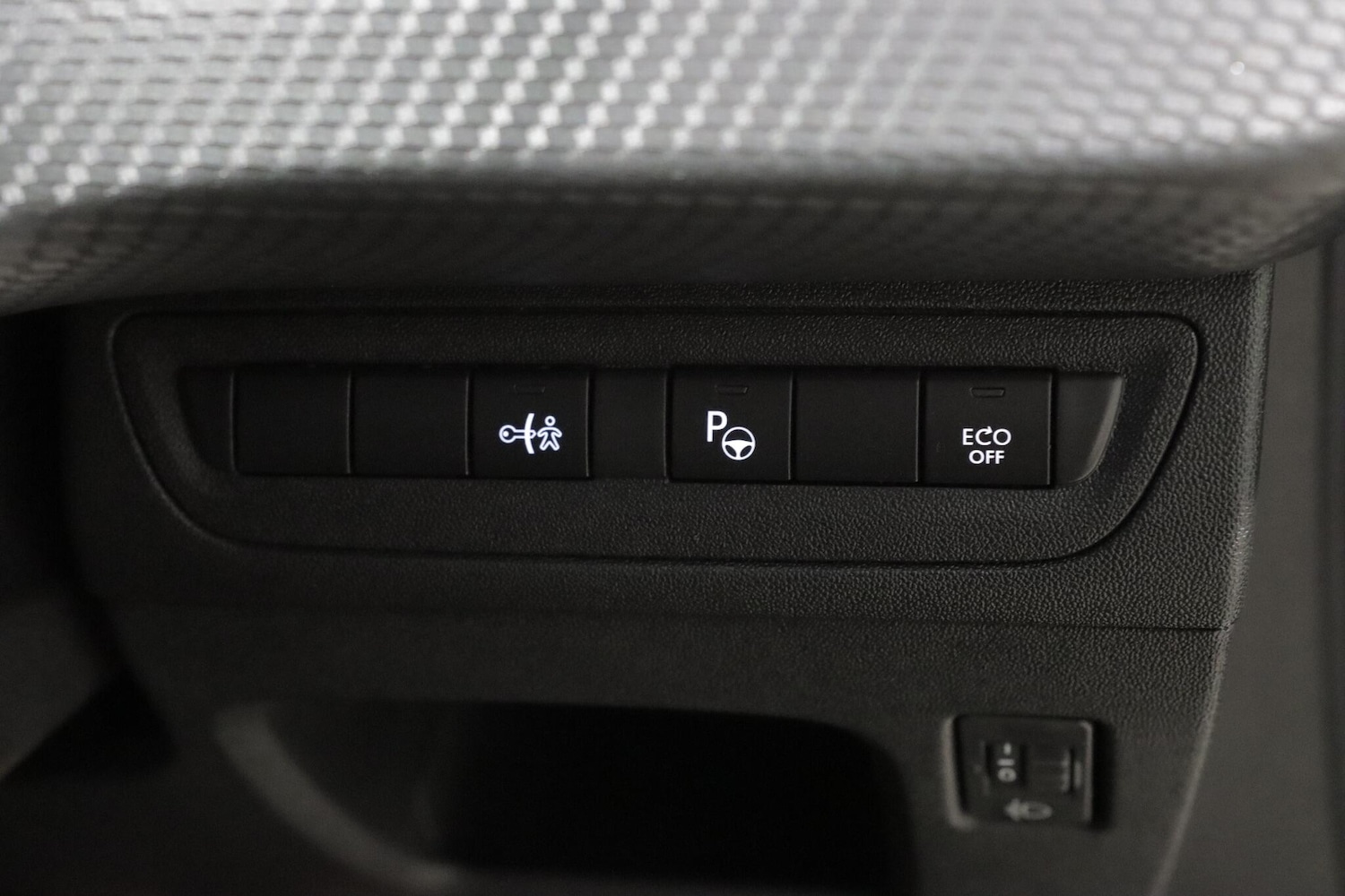 Used Peugeot 208 2019 for sale - 76499627: Photo 26