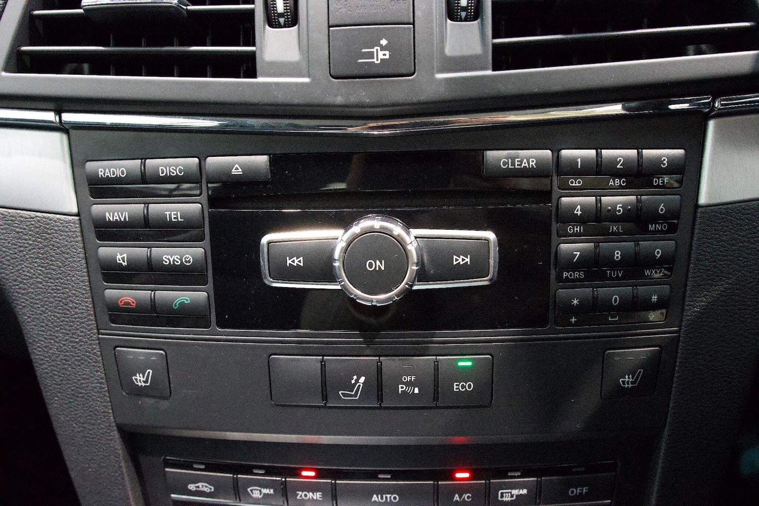 Used Mercedes-Benz E Class 2013 for sale - 76727864: Photo 21