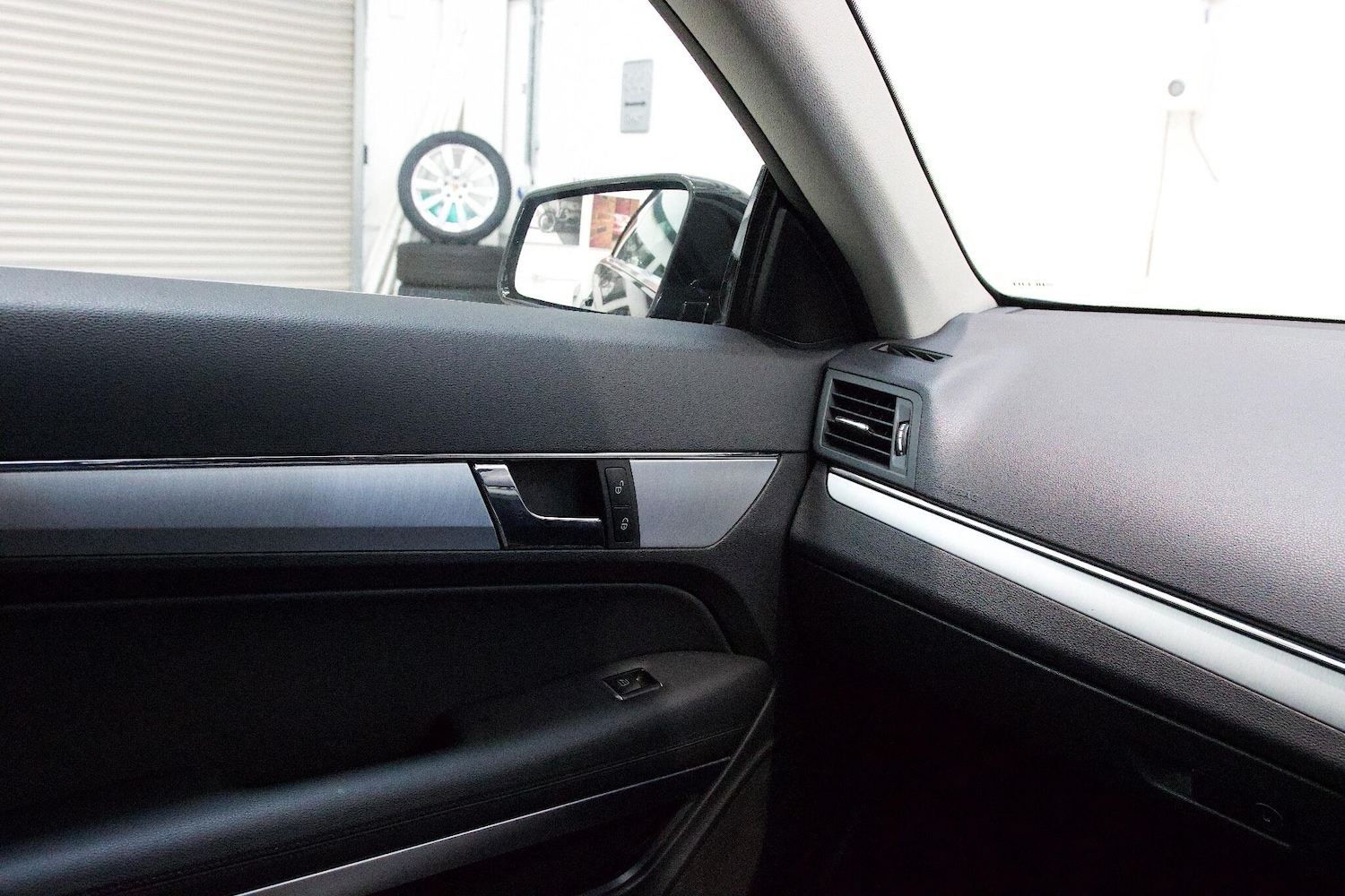 Used Mercedes-Benz E Class 2013 for sale - 76727864: Photo 25