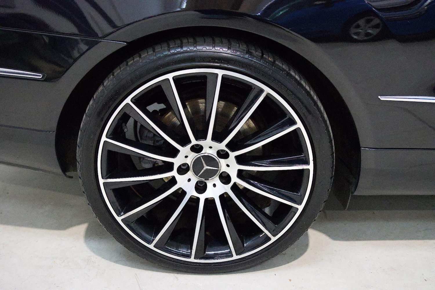 Used Mercedes-Benz E Class 2013 for sale - 76727864: Photo 31