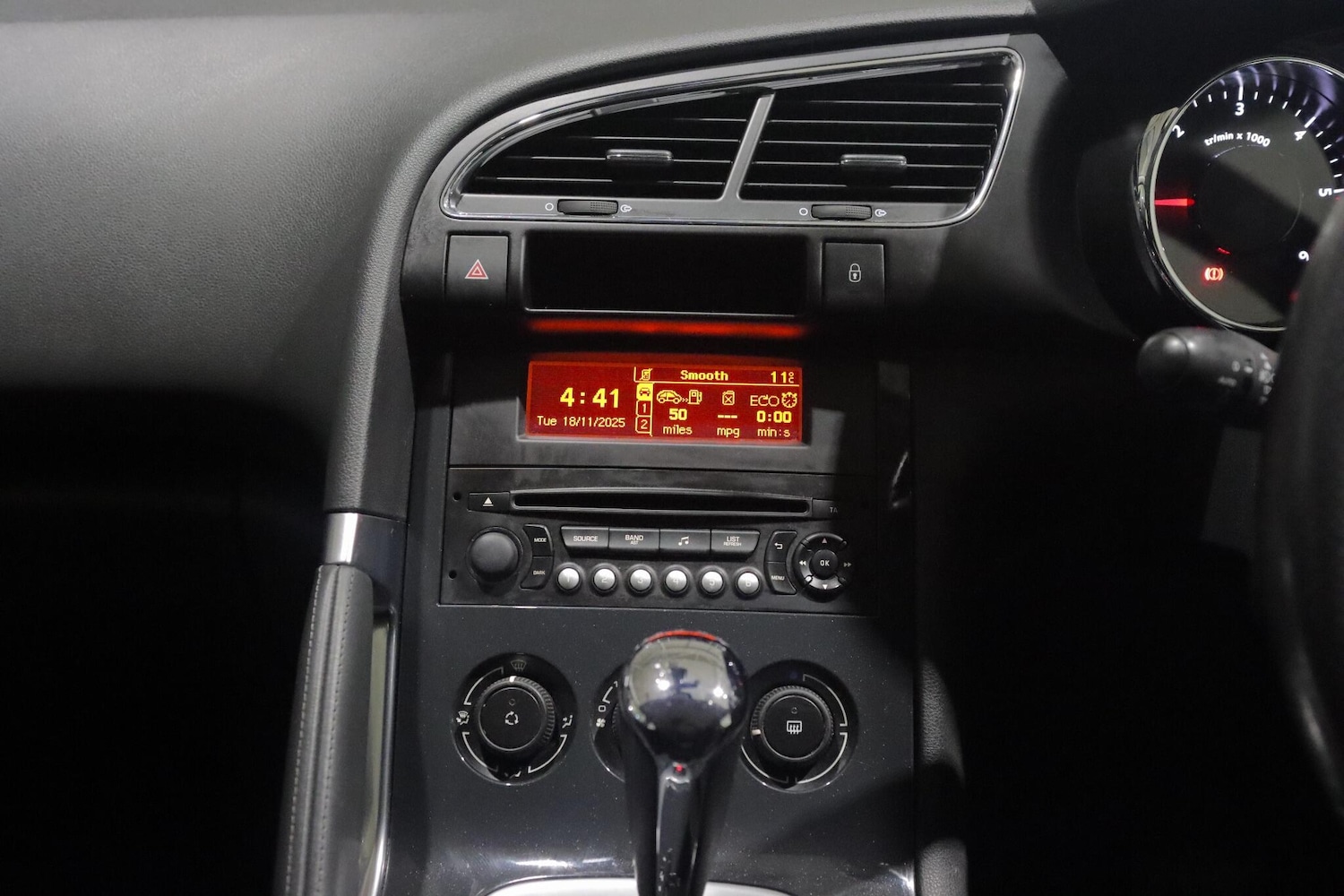 Used Peugeot 3008 2015 for sale - 76633304: Photo 18