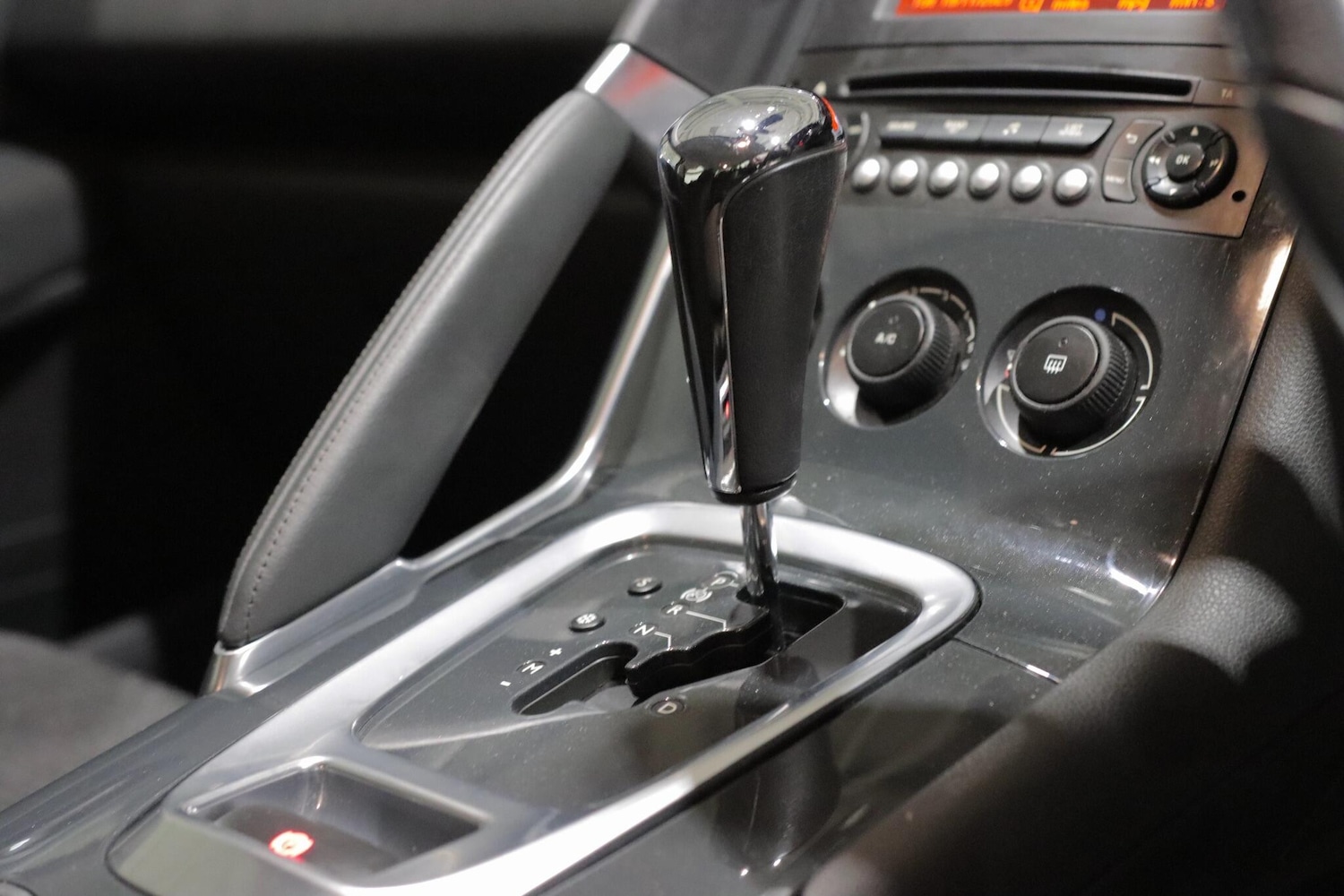 Used Peugeot 3008 2015 for sale - 76633304: Photo 19