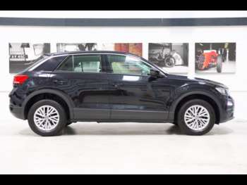 Used Volkswagen T-Roc 2020 for sale - 75141567: Photo