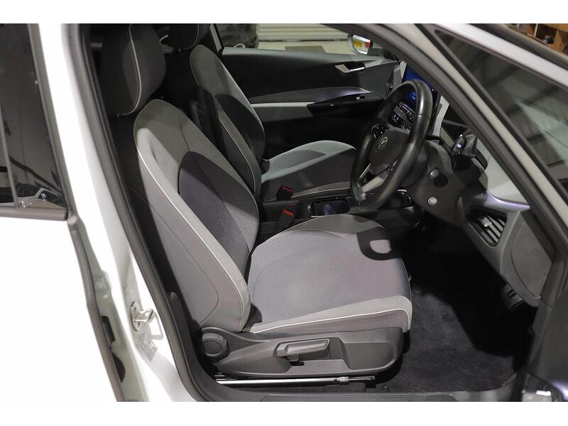 Used Volkswagen ID.3 for sale - 76968399: Photo 9
