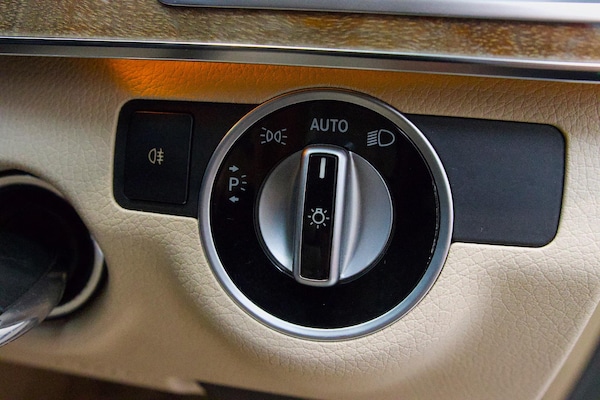 Used Mercedes-Benz E-Class 2013 for sale - 76247270: Photo 25