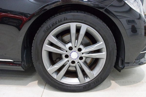 Used Mercedes-Benz E-Class 2013 for sale - 76247270: Photo 29