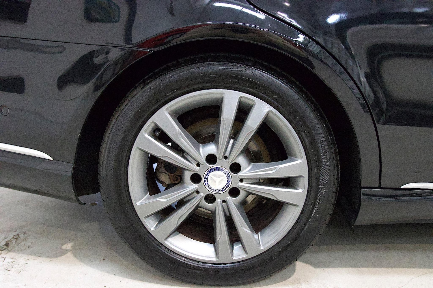 Used Mercedes-Benz E Class 2013 for sale - 76247270: Photo 32