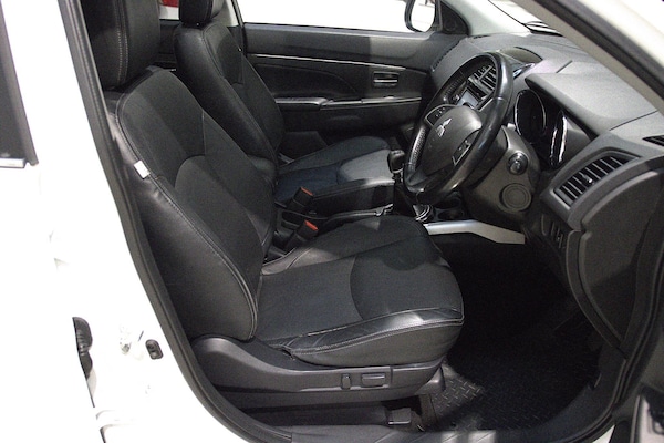 Used Mitsubishi ASX 2013 for sale - 76283216: Photo 9