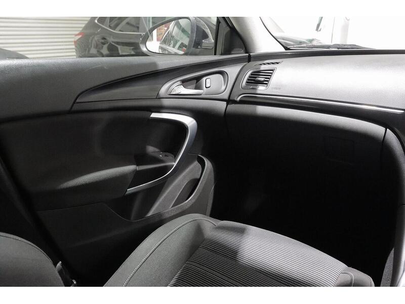 Used Vauxhall Insignia 2016 for sale - 76968405: Photo 22