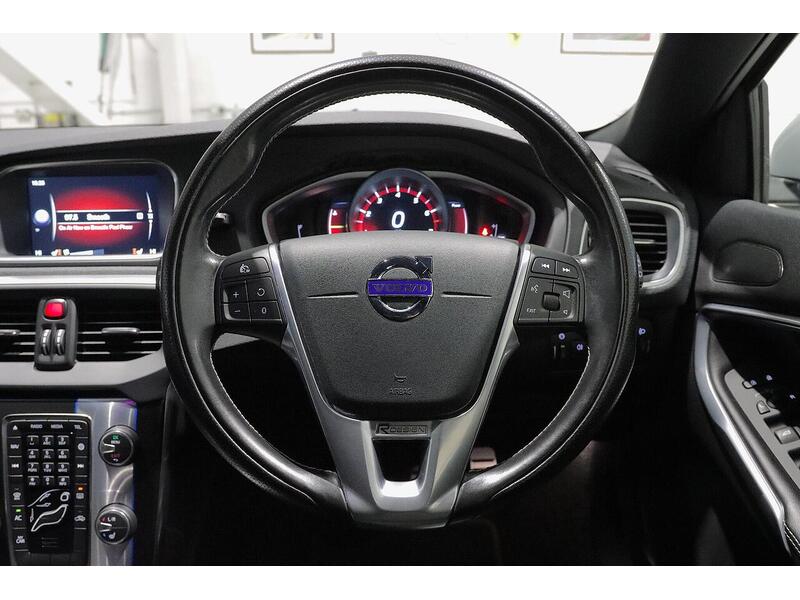 Used Volvo V40 2015 for sale - 76968411: Photo 16