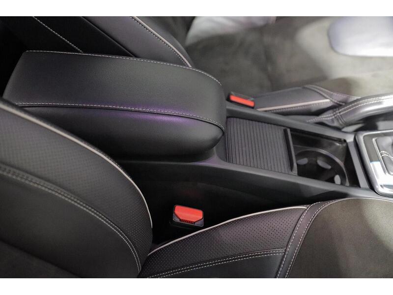 Used Volvo V40 2015 for sale - 76968411: Photo 23